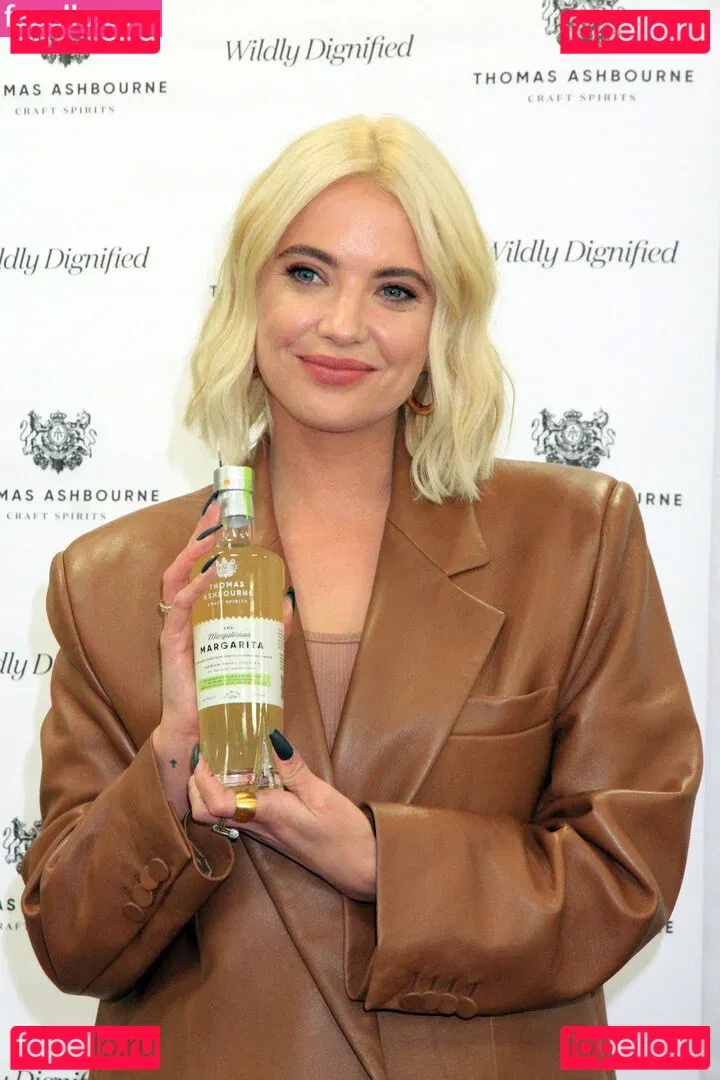 Ashley Benson Onlyfans Photo Gallery 