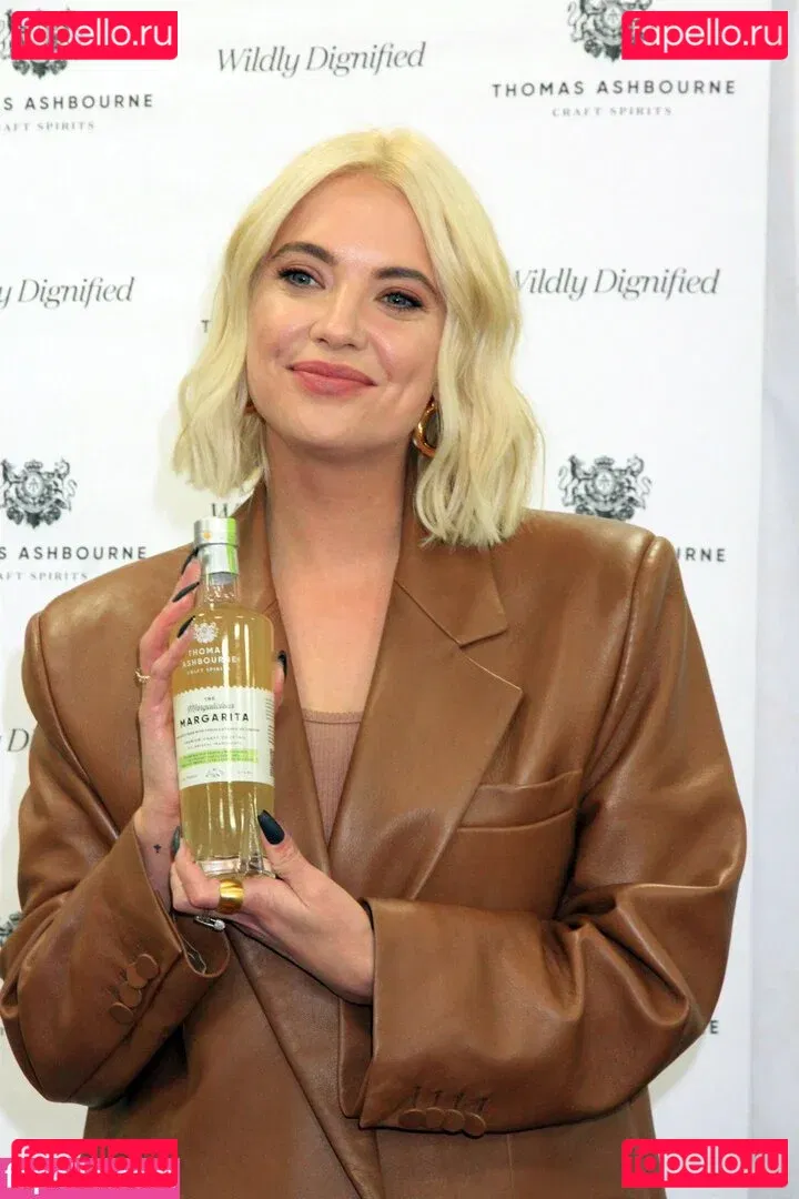 Ashley Benson Onlyfans Photo Gallery 