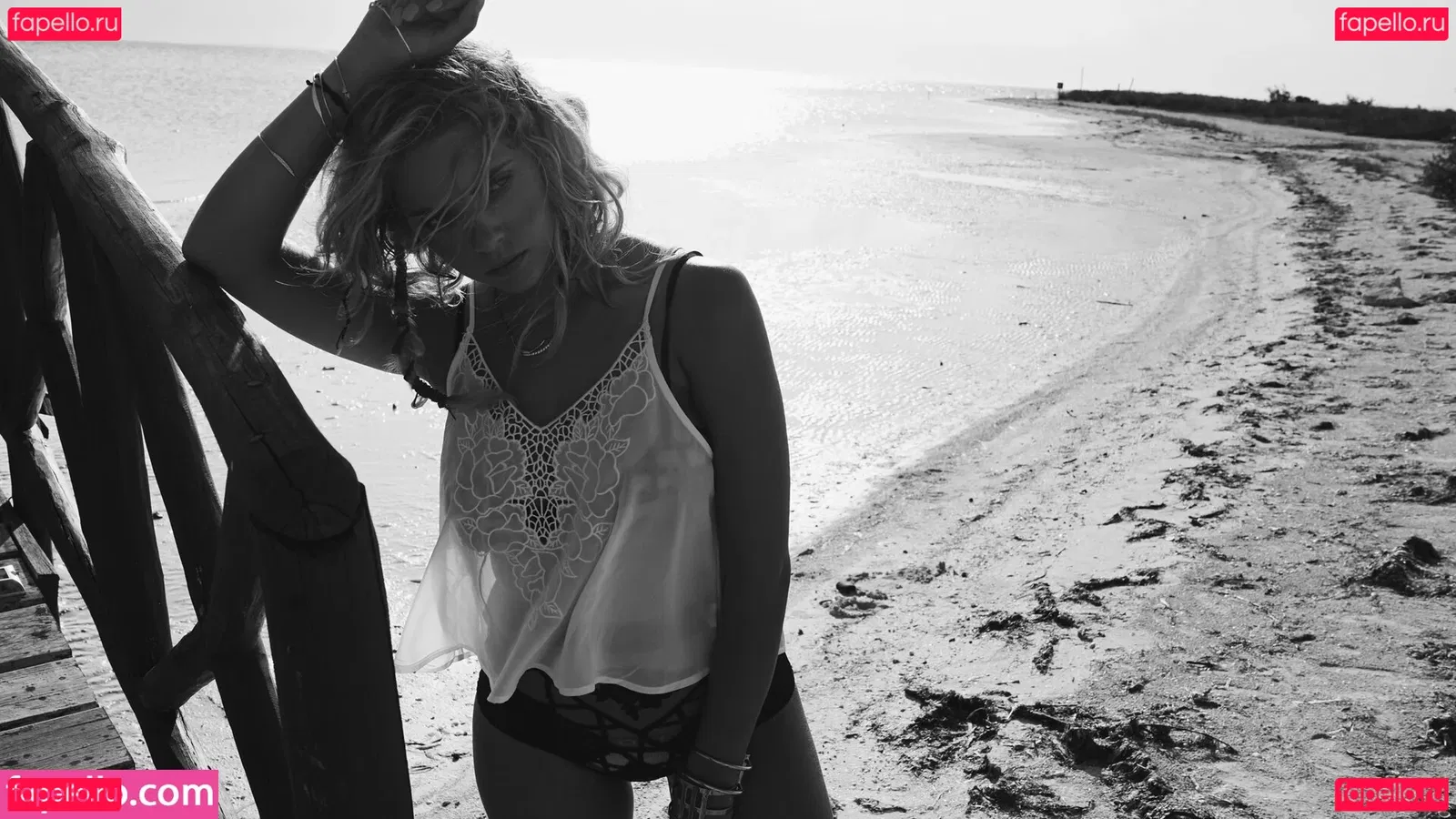 Ashley Benson Onlyfans Photo Gallery 