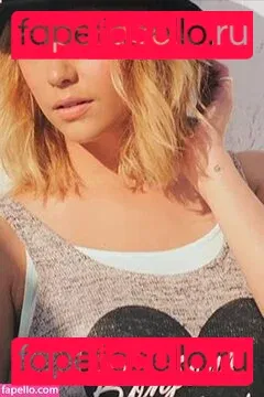Ashley Benson Onlyfans Photo Gallery 
