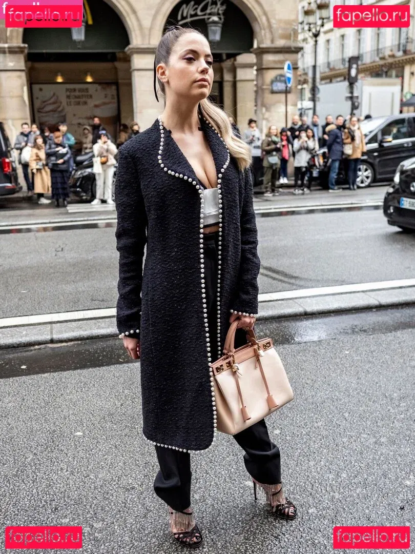 Ashley Benson Onlyfans Photo Gallery 