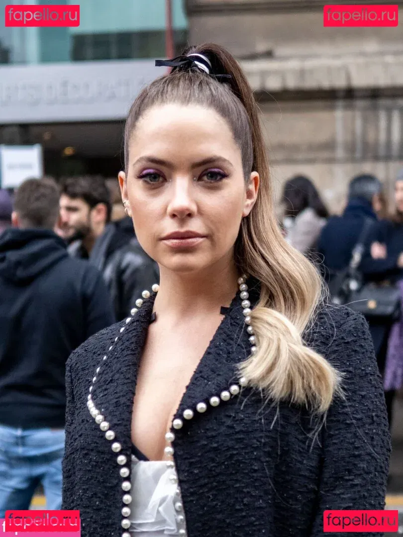 Ashley Benson Onlyfans Photo Gallery 