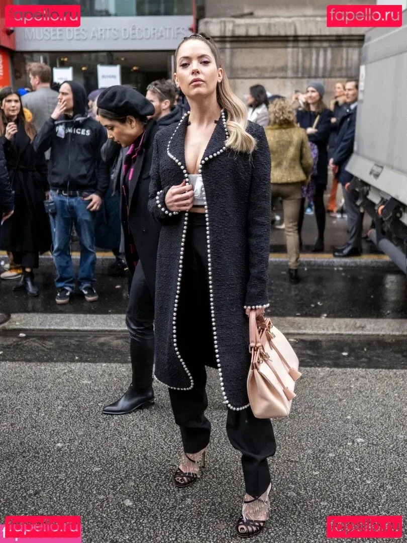 Ashley Benson Onlyfans Photo Gallery 