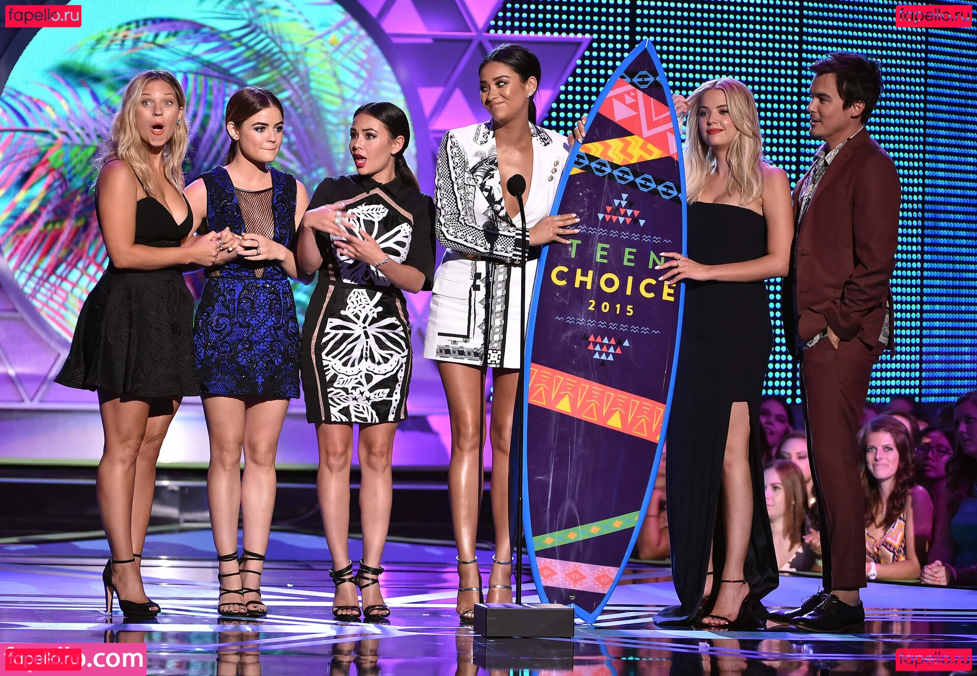 Ashley Benson Onlyfans Photo Gallery 