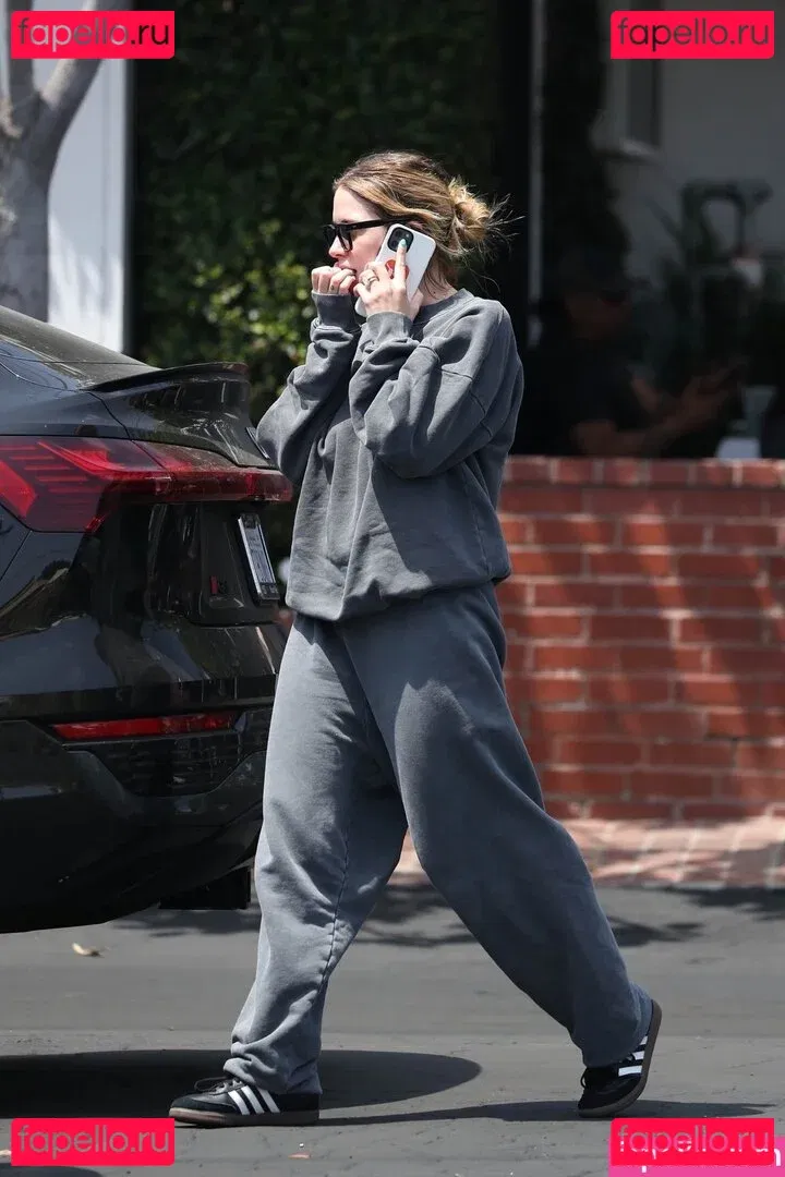 Ashley Benson Onlyfans Photo Gallery 