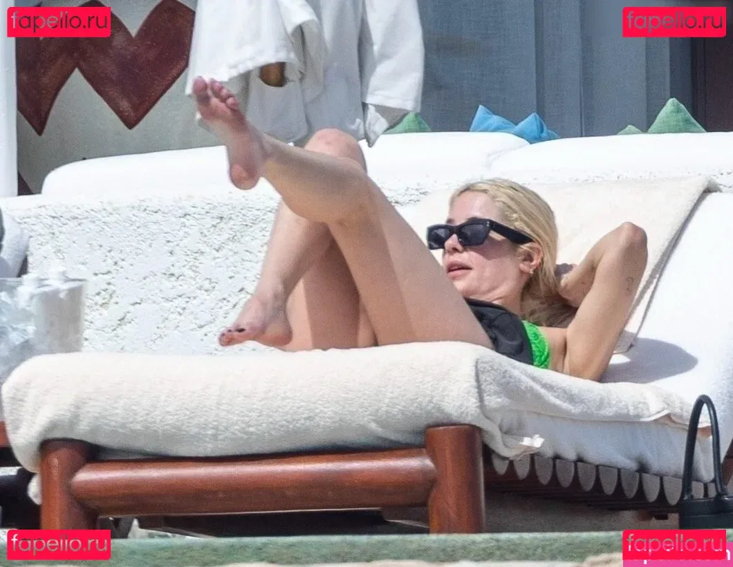 Ashley Benson Onlyfans Photo Gallery 