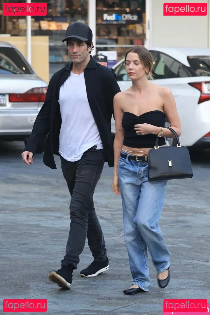 Ashley Benson Onlyfans Photo Gallery 