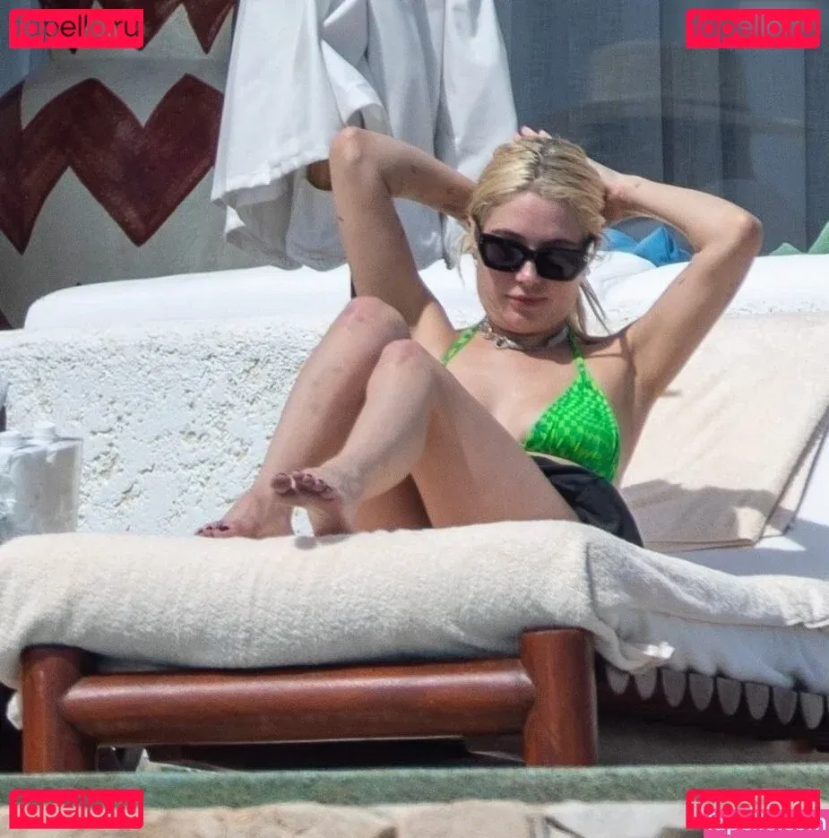 Ashley Benson Onlyfans Photo Gallery 