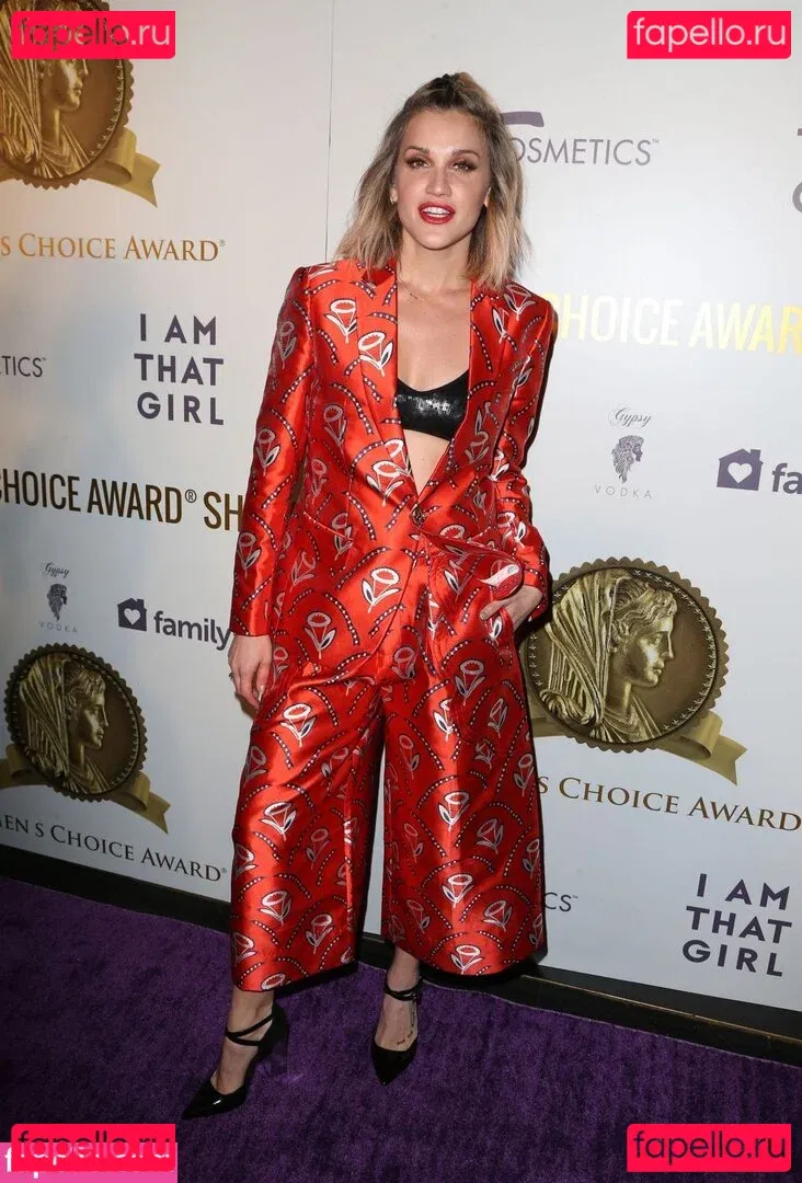 Ashley Benson Onlyfans Photo Gallery 