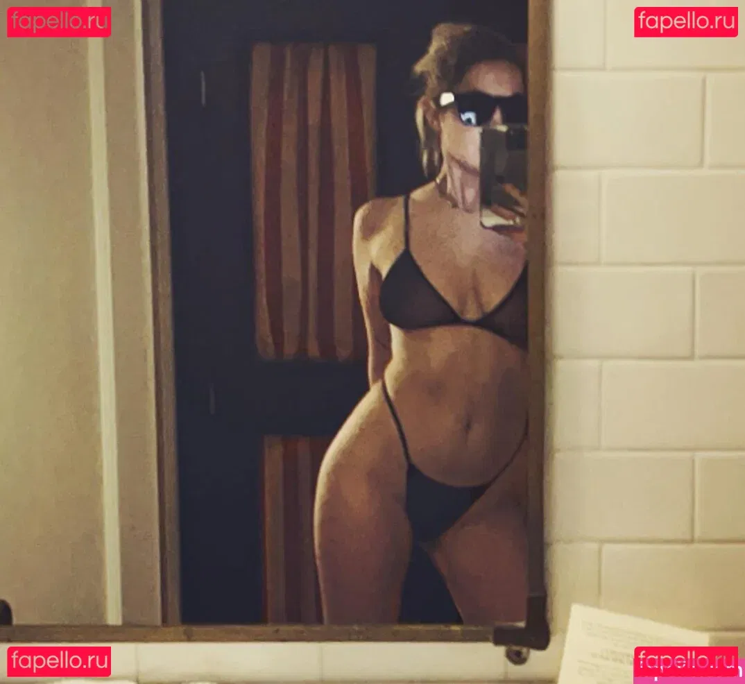 Ashley Benson Onlyfans Photo Gallery 