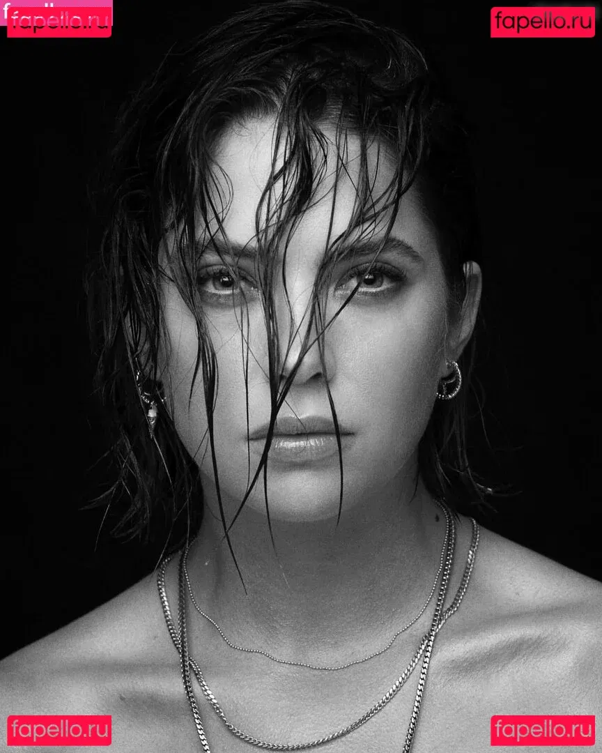 Ashley Benson Onlyfans Photo Gallery 