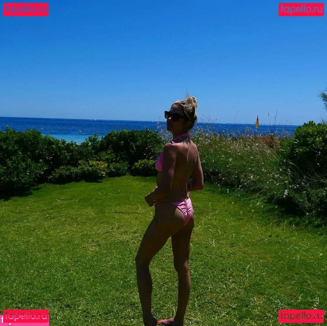 Ashley Benson Onlyfans Photo Gallery 