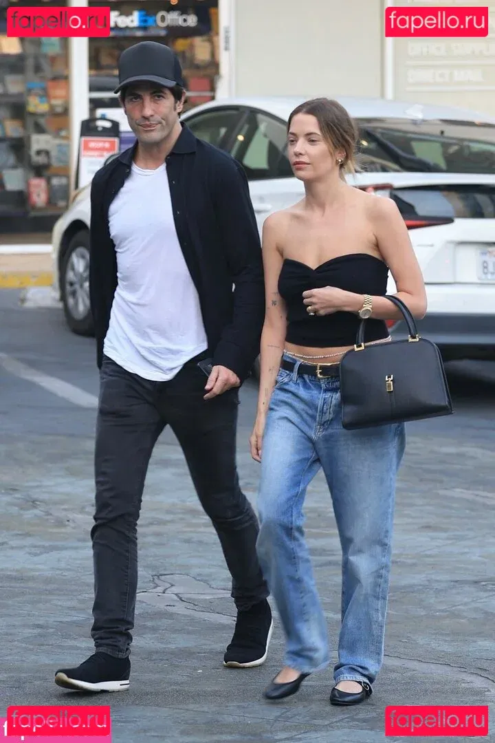 Ashley Benson Onlyfans Photo Gallery 