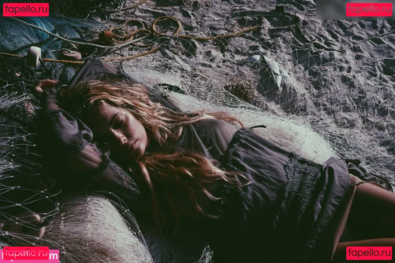 Ashley Benson Onlyfans Photo Gallery 