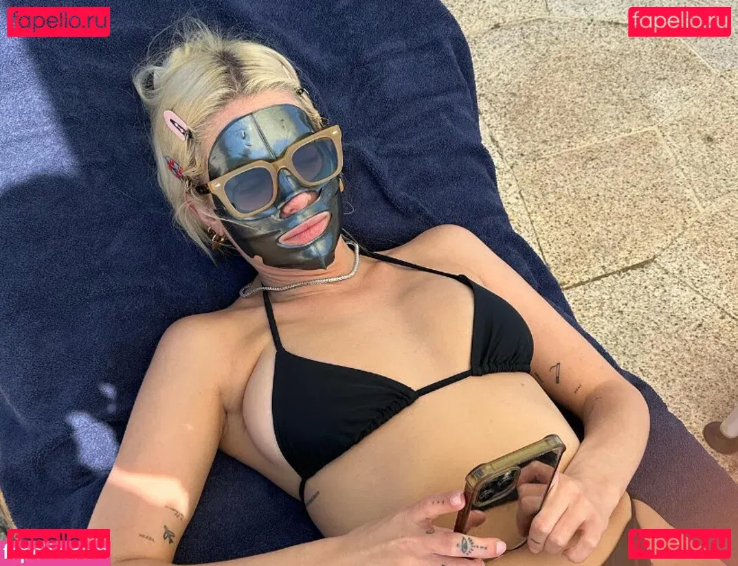 Ashley Benson Onlyfans Photo Gallery 