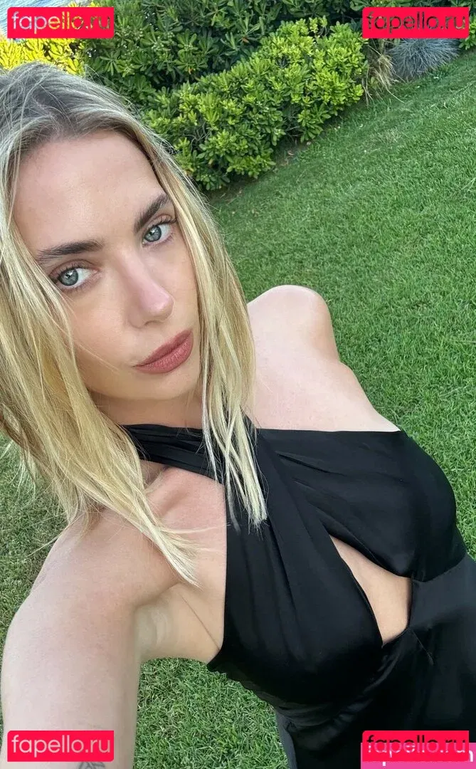 Ashley Benson Onlyfans Photo Gallery 