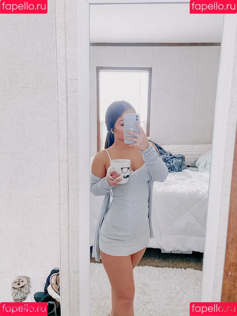 alyvxox2 Onlyfans Photo Gallery 