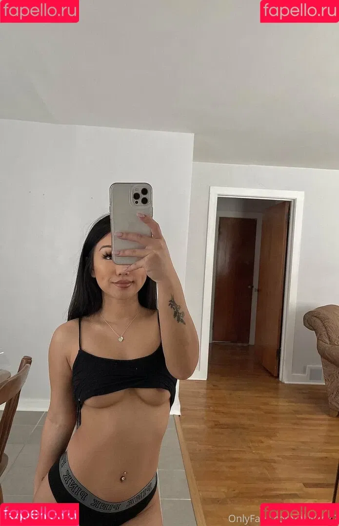 alyvxox2 Onlyfans Photo Gallery 