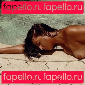 Crazycatlady / Muhdie / craazycatlady