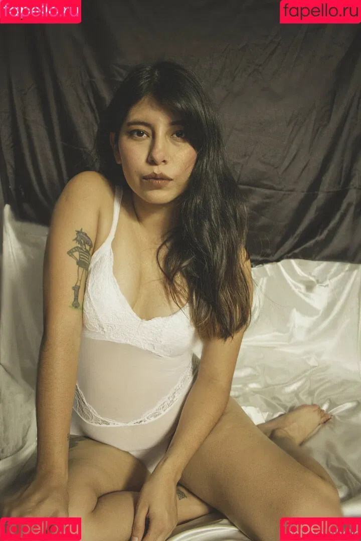 helloaliza Onlyfans Photo Gallery 
