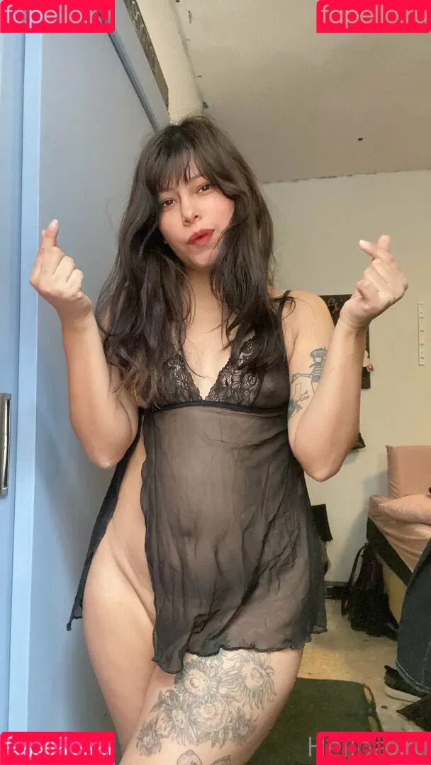 helloaliza Onlyfans Photo Gallery 