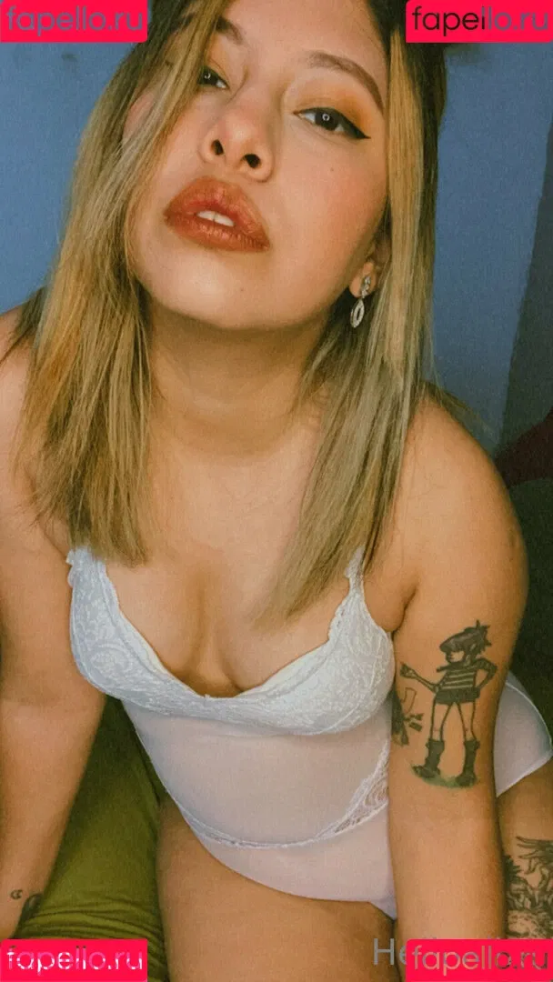 helloaliza Onlyfans Photo Gallery 