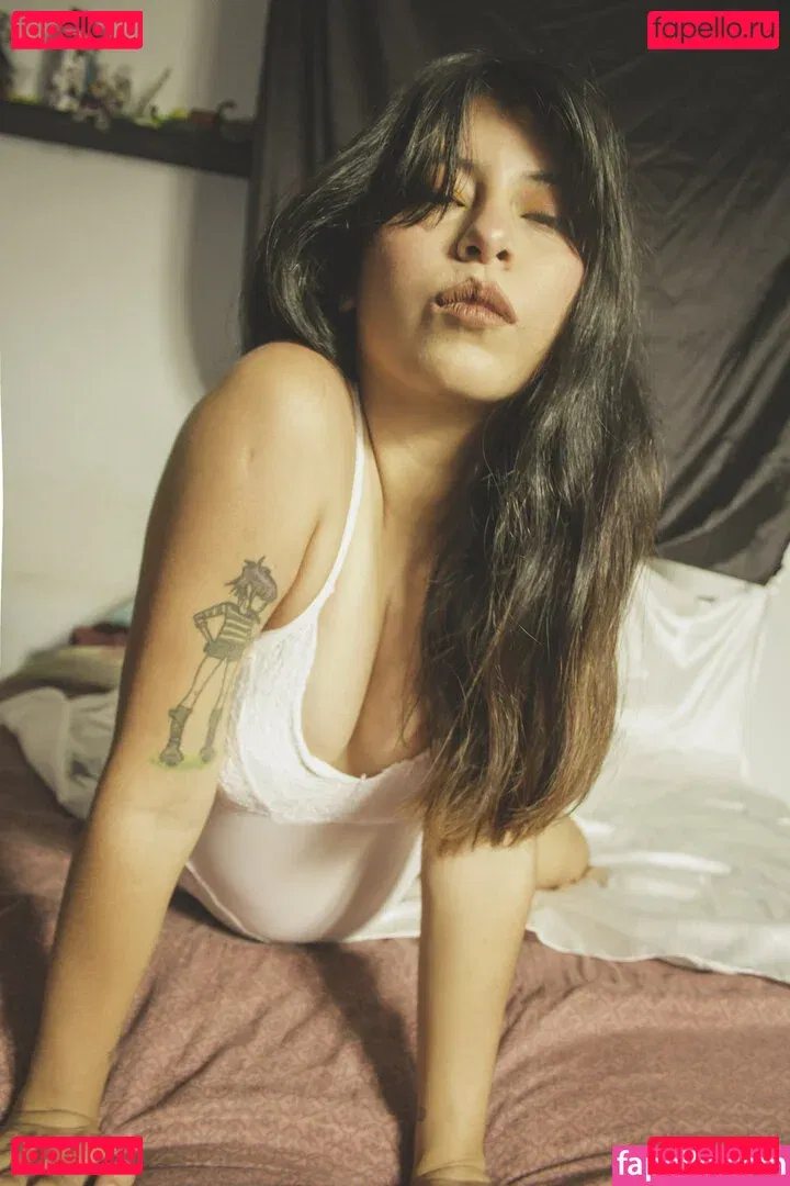 helloaliza Onlyfans Photo Gallery 