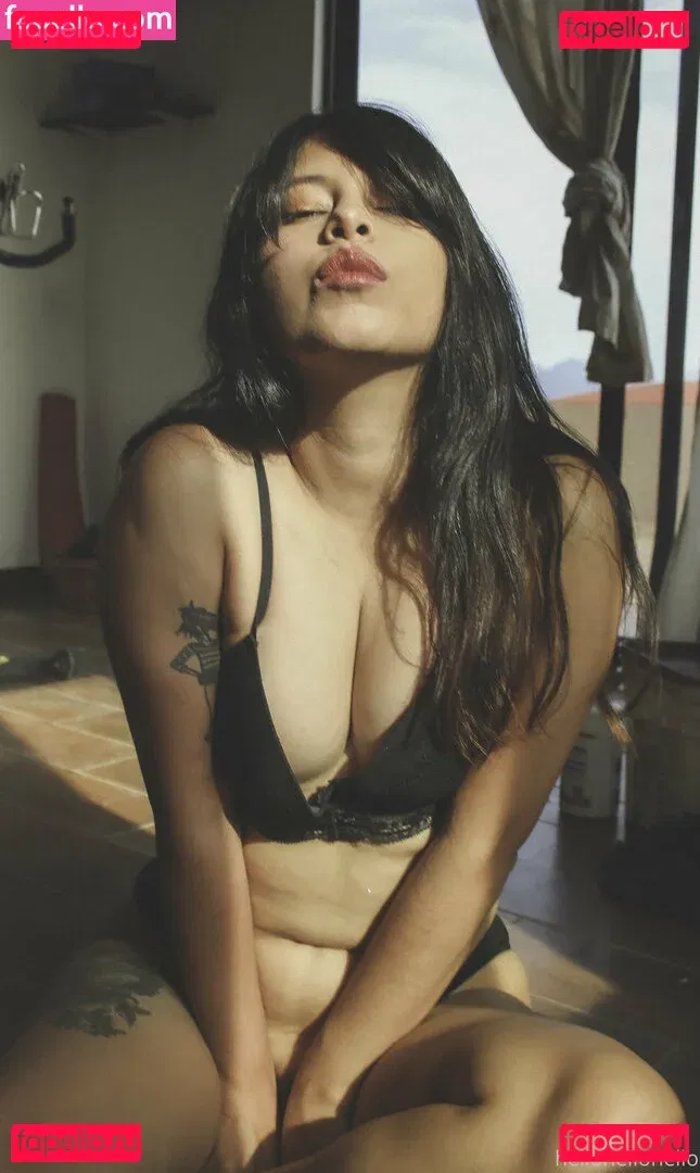 helloaliza Onlyfans Photo Gallery 