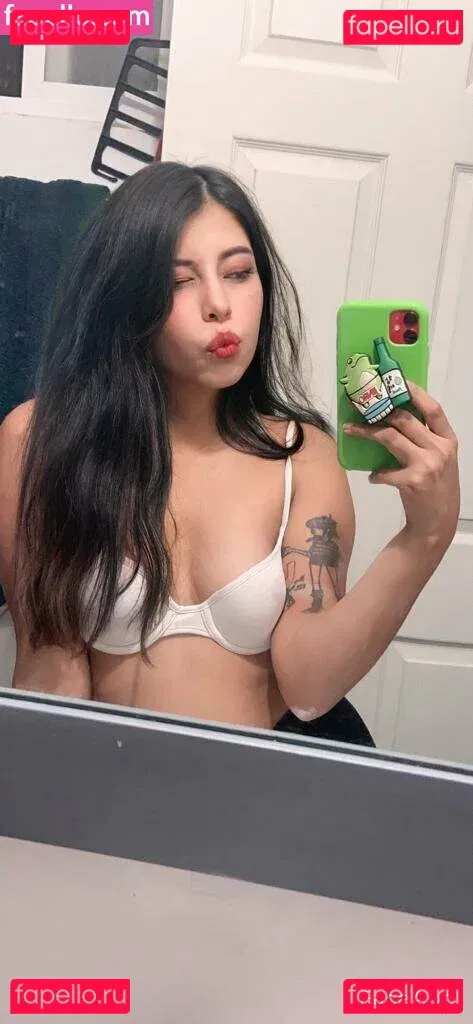 helloaliza Onlyfans Photo Gallery 