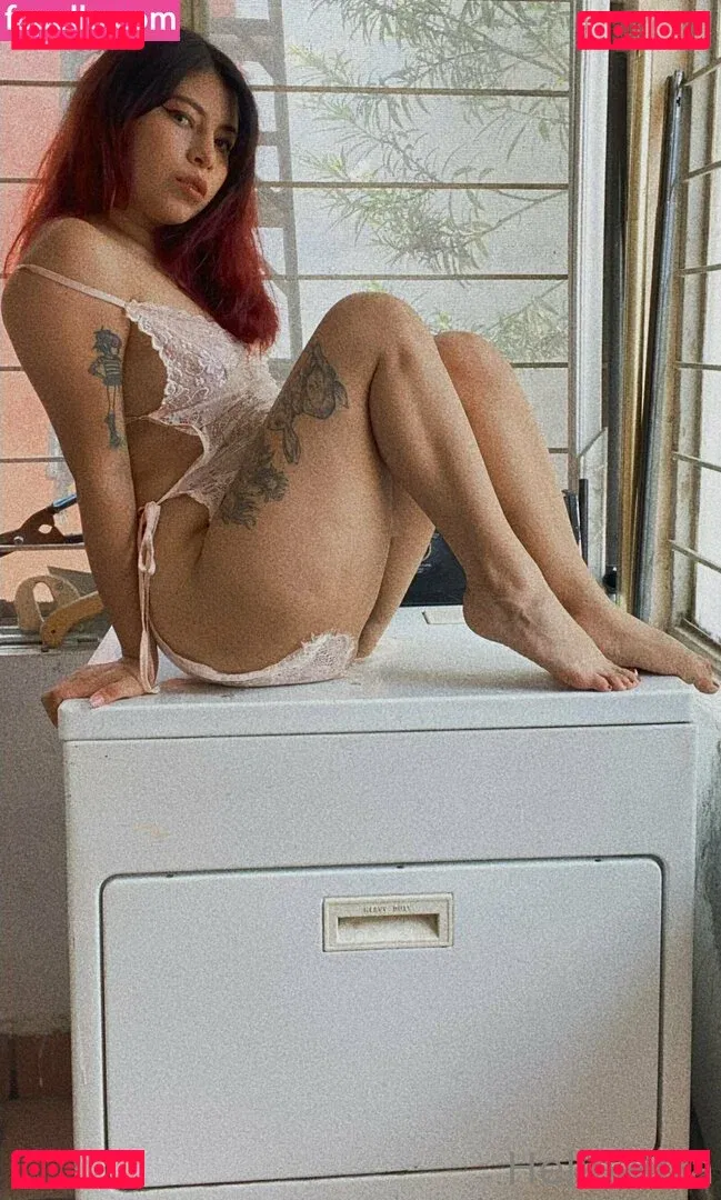 helloaliza Onlyfans Photo Gallery 