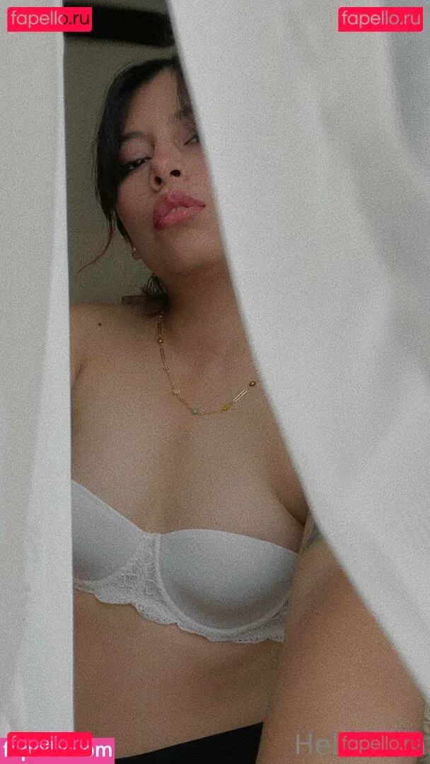 helloaliza Onlyfans Photo Gallery 