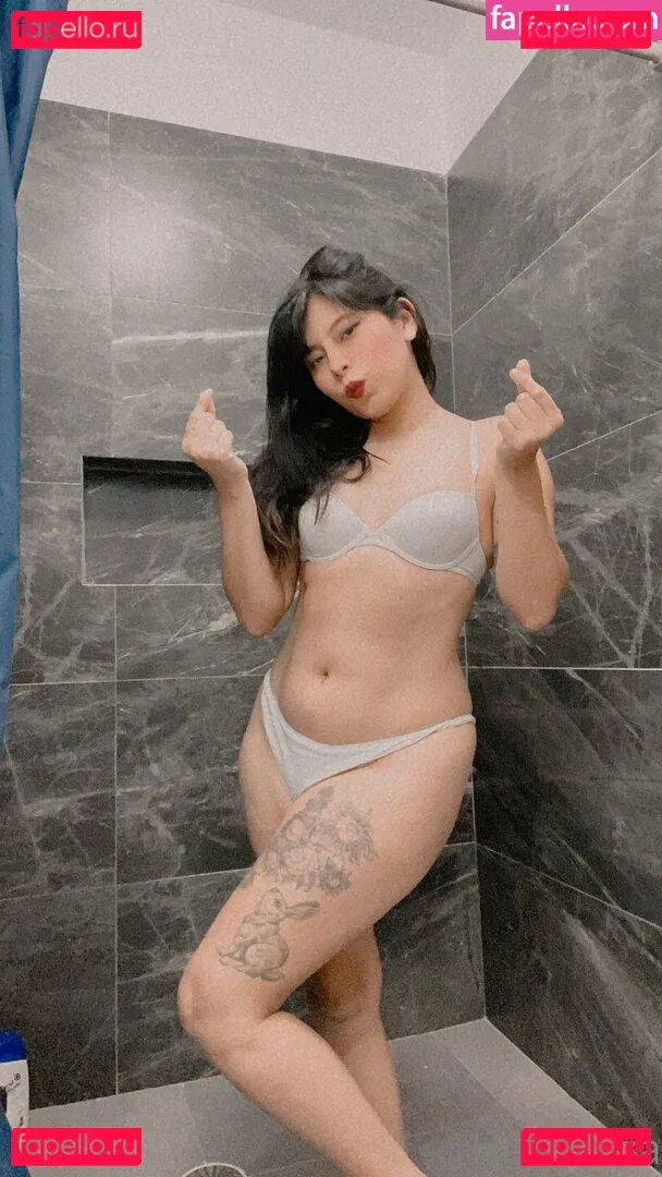 helloaliza Onlyfans Photo Gallery 