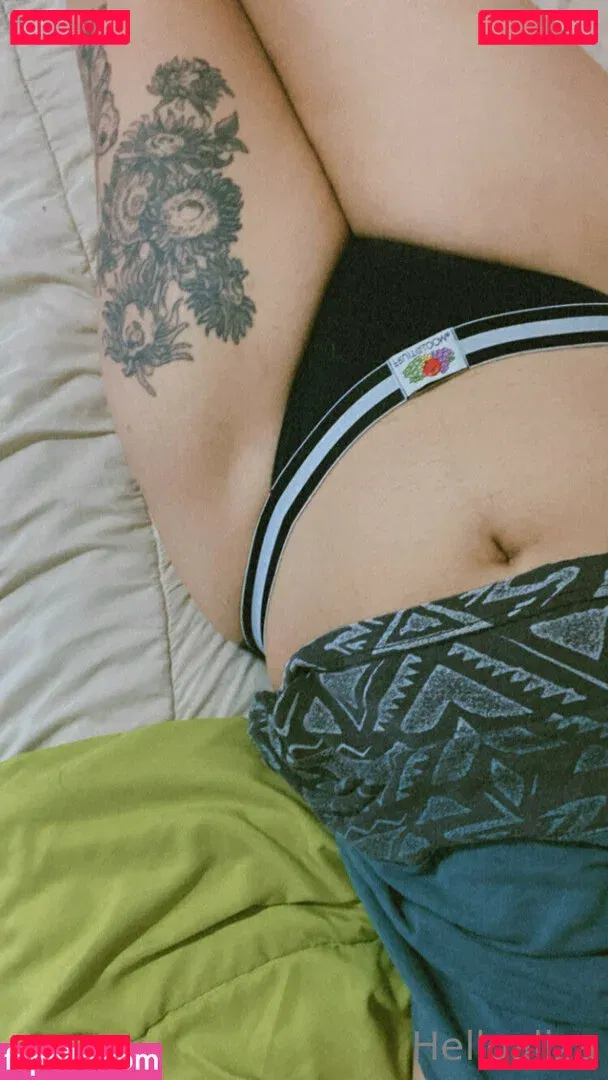 helloaliza Onlyfans Photo Gallery 