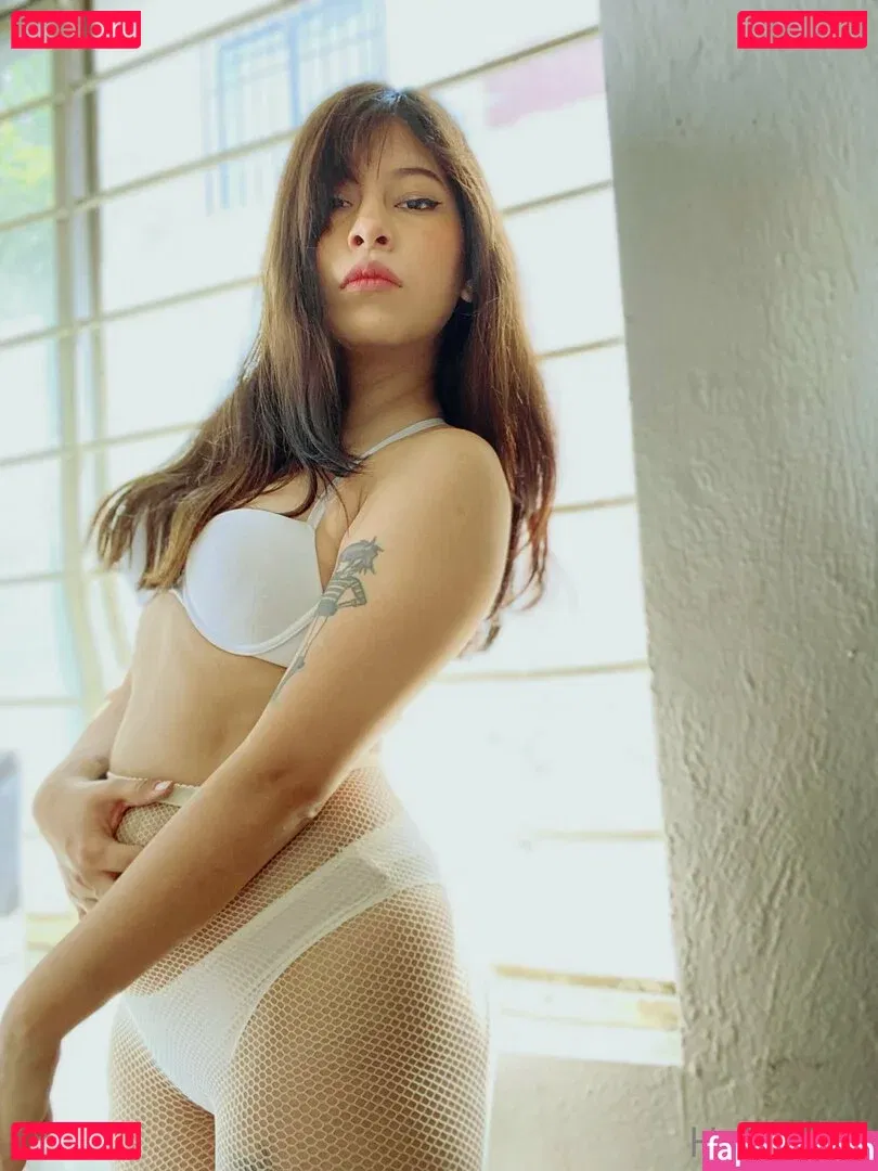 helloaliza Onlyfans Photo Gallery 