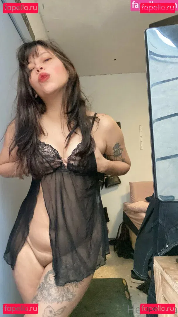 helloaliza Onlyfans Photo Gallery 