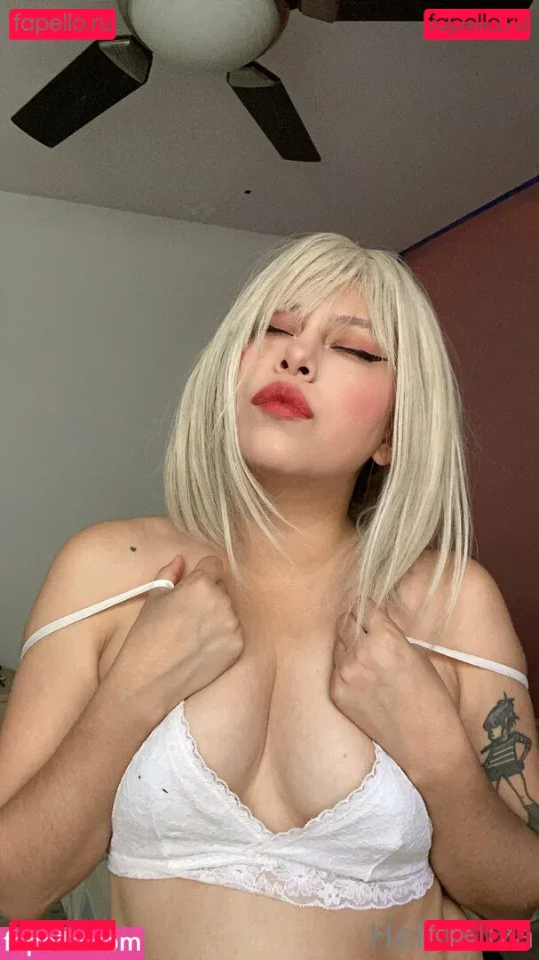 helloaliza Onlyfans Photo Gallery 