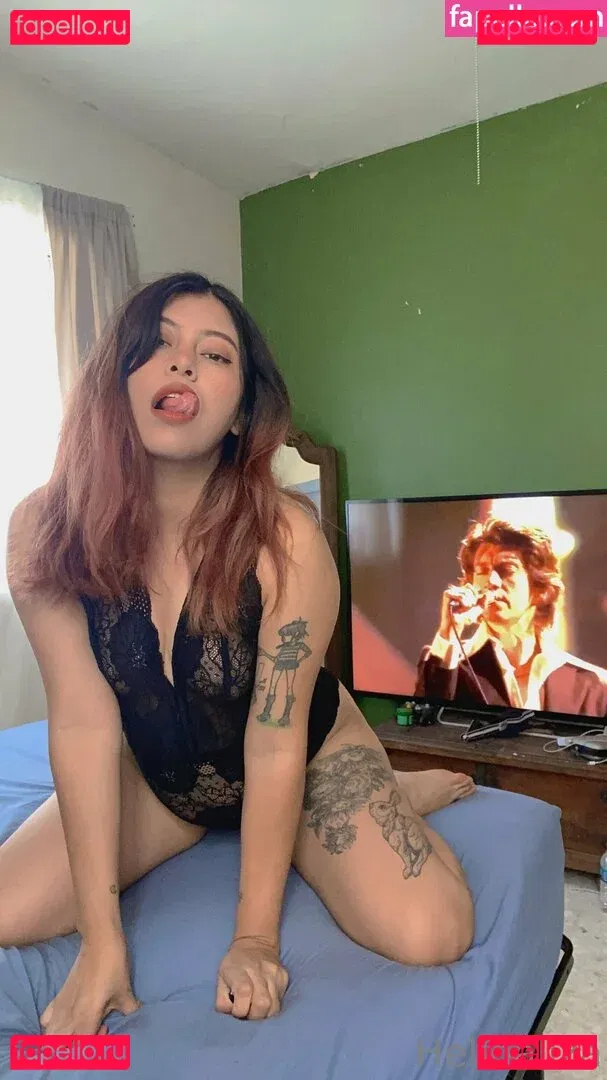 helloaliza Onlyfans Photo Gallery 