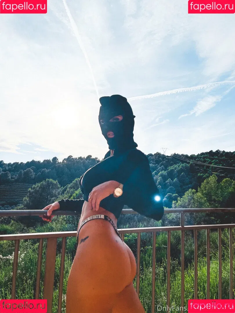 Eli Olivé Onlyfans Photo Gallery 
