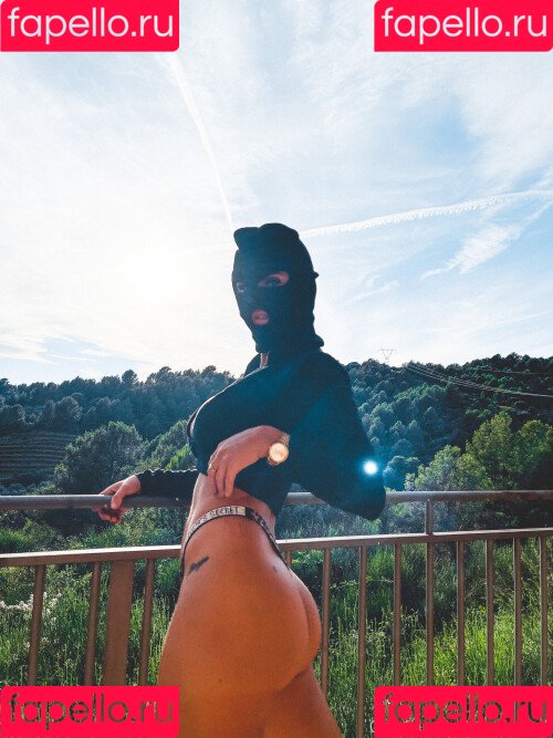 Eli Olivé Onlyfans Photo Gallery 