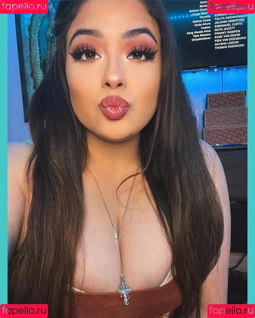 Esmeralda Quintero Onlyfans Photo Gallery 