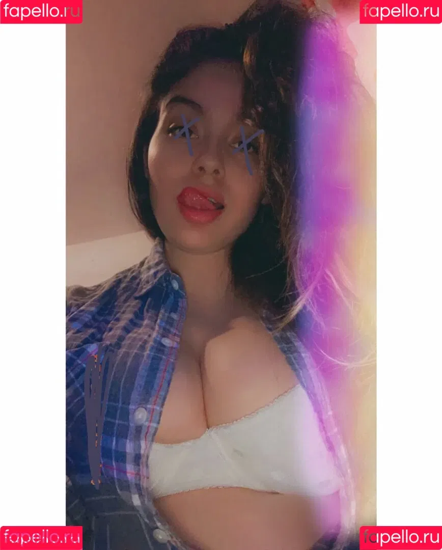 Esmeralda Quintero Onlyfans Photo Gallery 