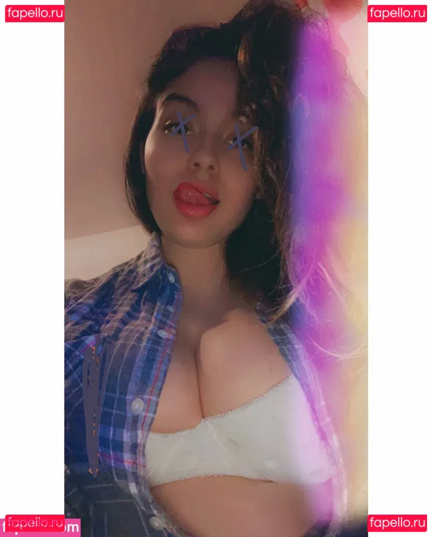 Esmeralda Quintero Onlyfans Photo Gallery 