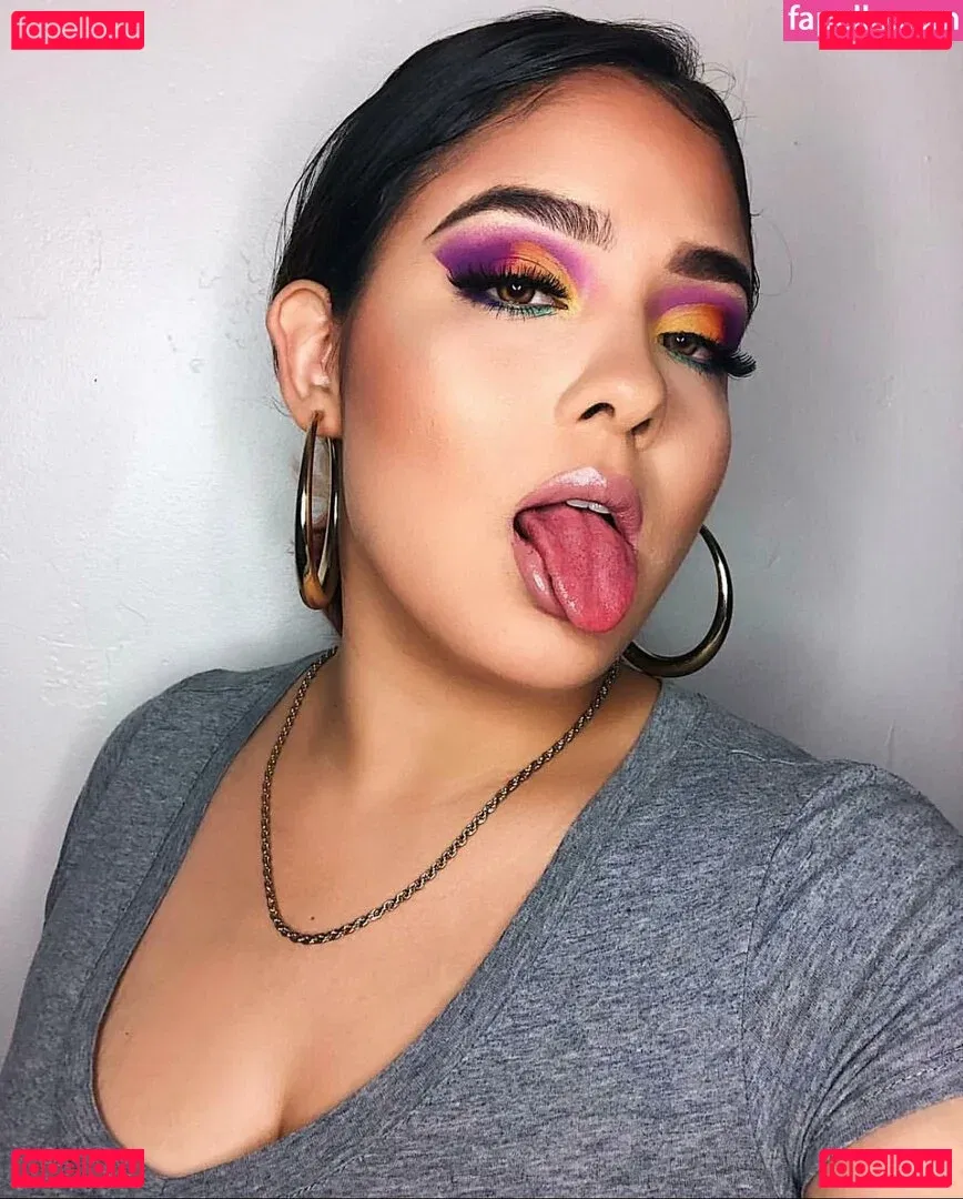 Esmeralda Quintero Onlyfans Photo Gallery 