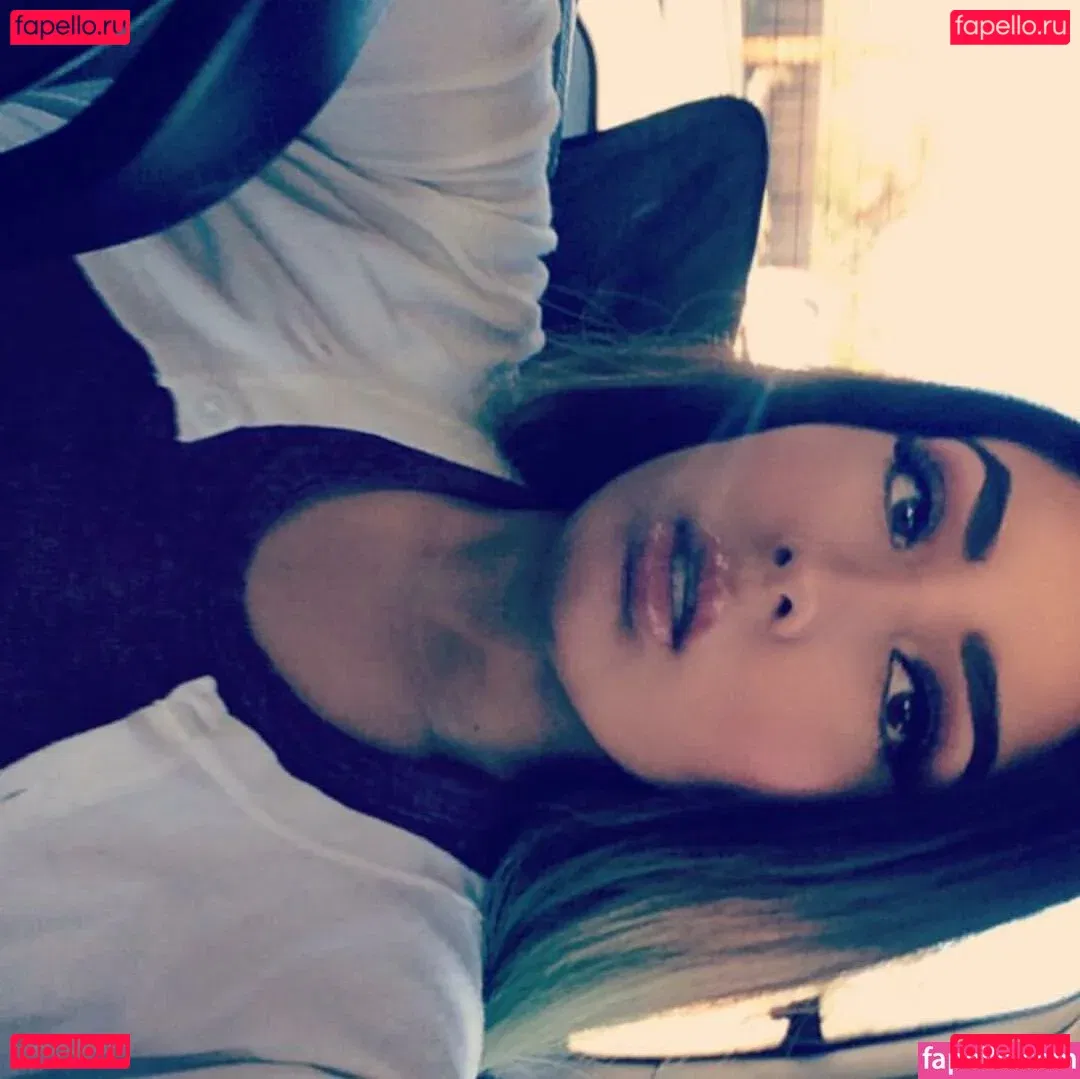 Esmeralda Quintero Onlyfans Photo Gallery 