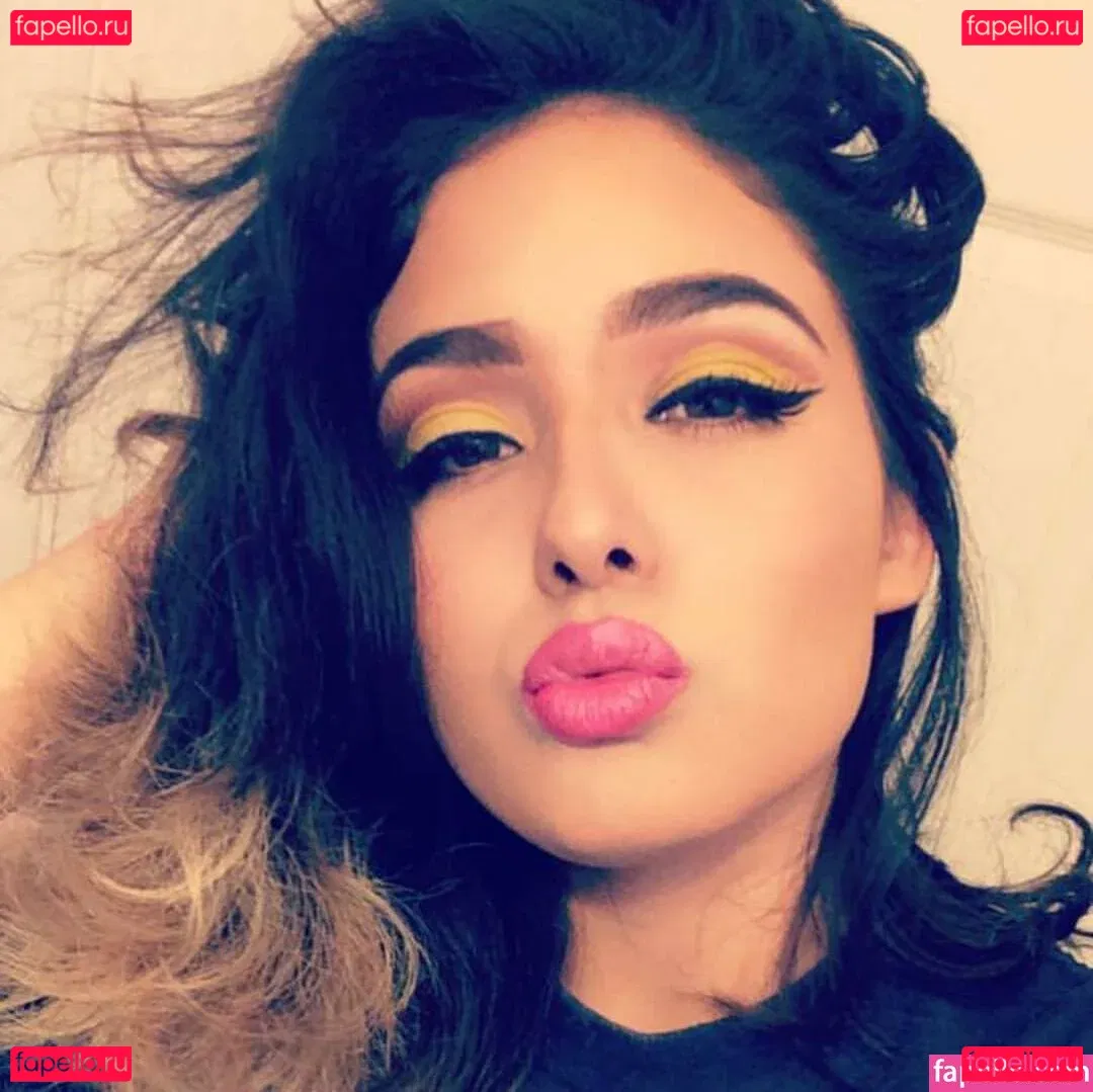 Esmeralda Quintero Onlyfans Photo Gallery 