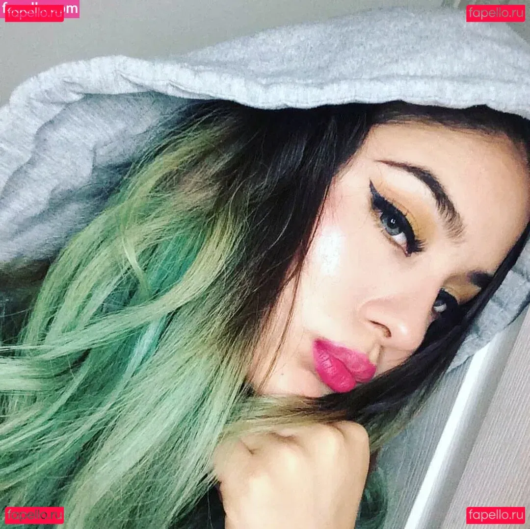 Esmeralda Quintero Onlyfans Photo Gallery 