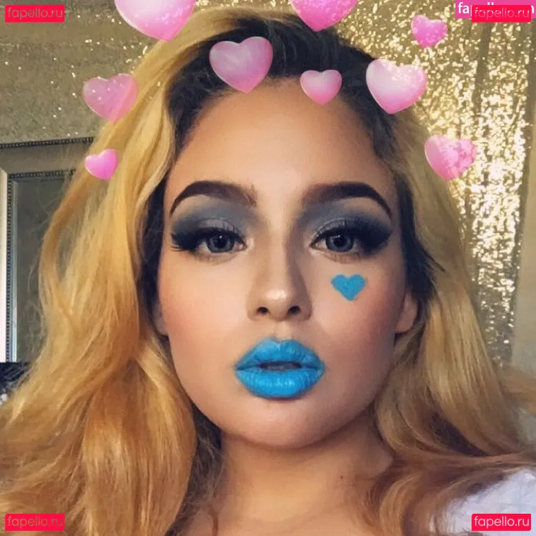 Esmeralda Quintero Onlyfans Photo Gallery 