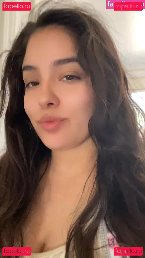 Esmeralda Quintero Onlyfans Photo Gallery 