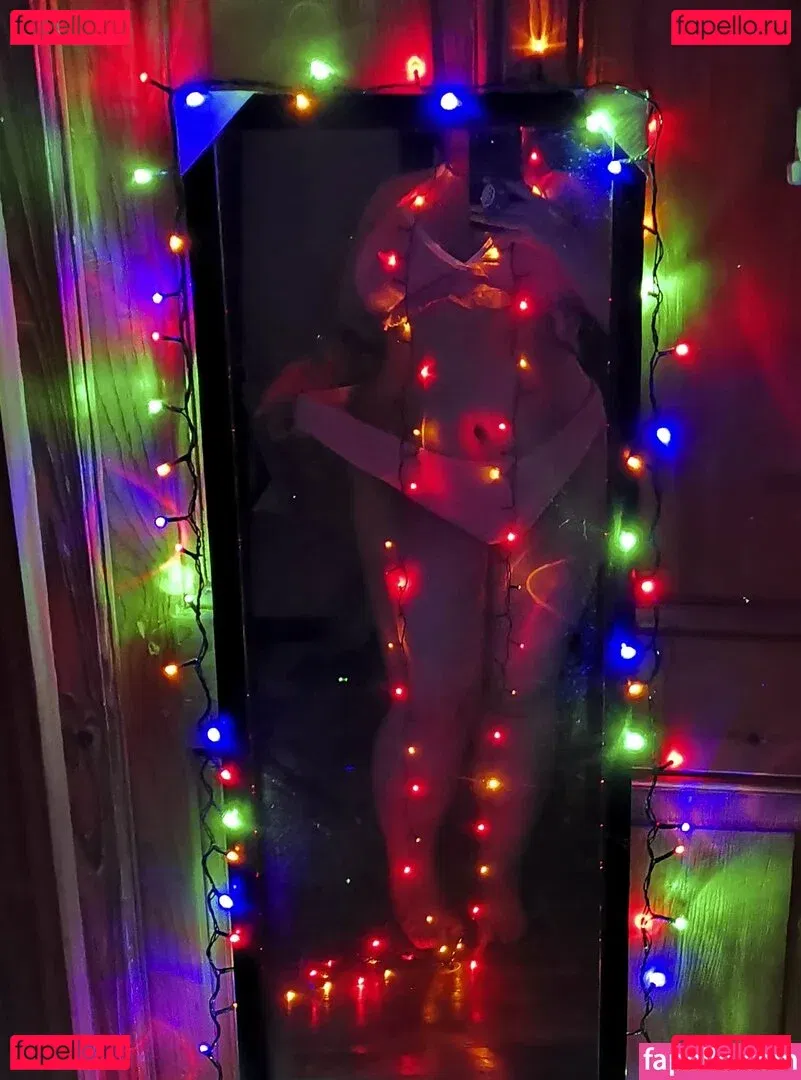 firefliesirl Onlyfans Photo Gallery 