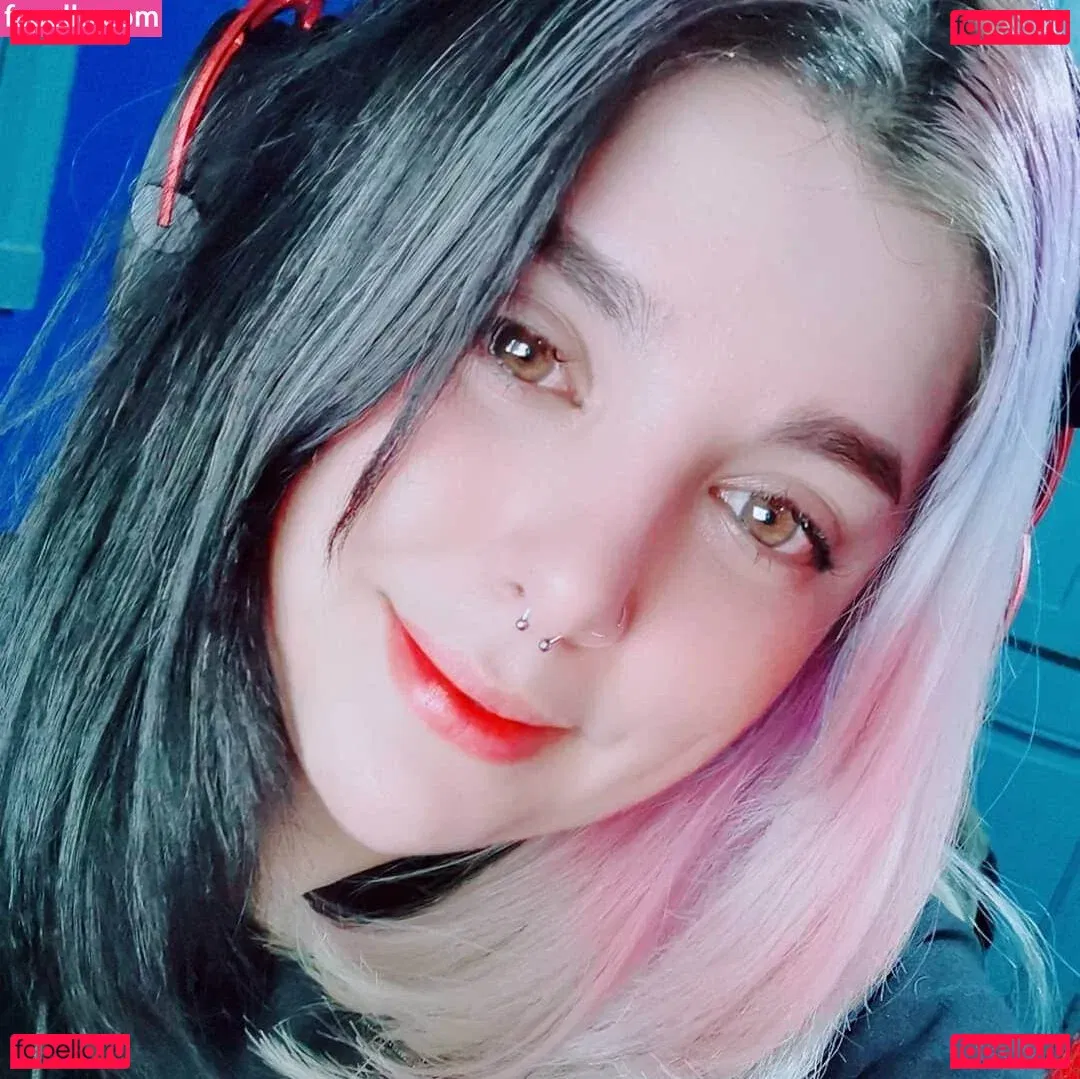 firefliesirl Onlyfans Photo Gallery 